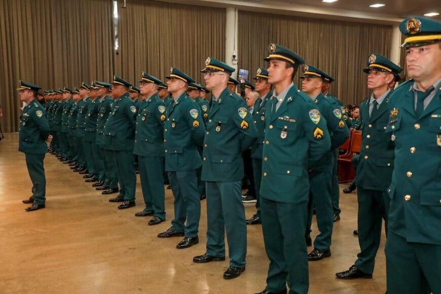 Governo de RO forma novos sargentos e promove oficiais e praças da Polícia Militar