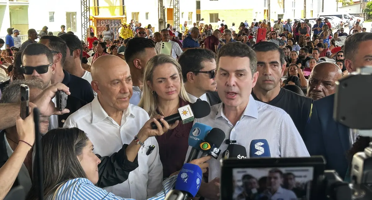 Deputada acompanha entrega de moradias populares em Porto Velho