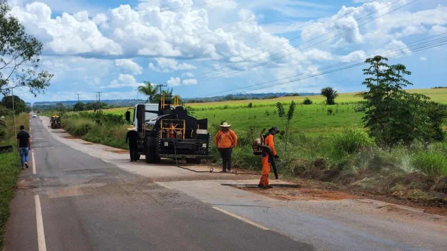 Governo de RO avança na recuperação de 22 quilômetros da RO-010, entre Nova Estrela e Rolim de Moura