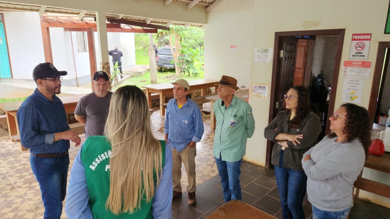 Técnicos da Semagric realizam visita técnica ao Projeto Reca, em Nova Califórnia