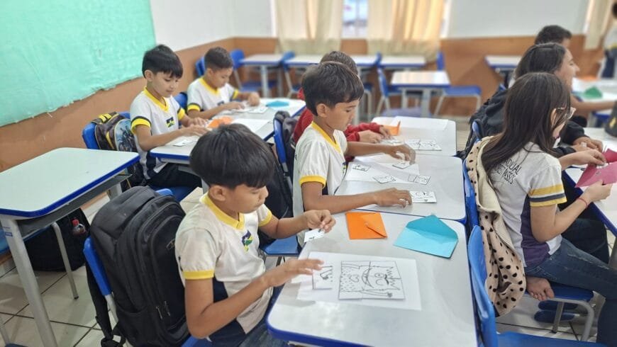 Tema sobre sentimentos mobiliza alunos quanto às emoções e o trânsito, na penúltima aula do projeto Agente Mirim