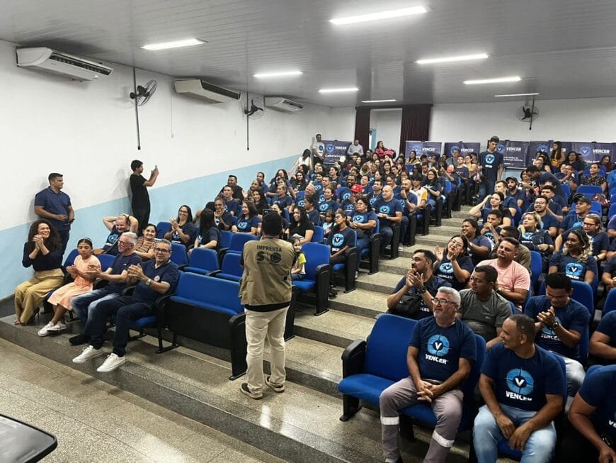 Pai e filho planejam parceria para trabalho ao concluírem cursos de capacitação profissional ofertados pelo governo de RO