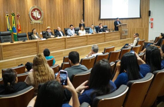 Servidores iniciam aulas de mestrado profissional em Vigilância em Saúde promovido pelo governo de RO