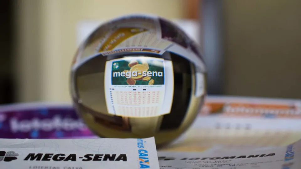 Mega-Sena acumula e prêmio principal vai para R$ 40 milhões