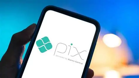 JACI-PARANÁ: Comerciante de 69 anos é forçada a fazer Pix de R$ 5 mil durante assalto