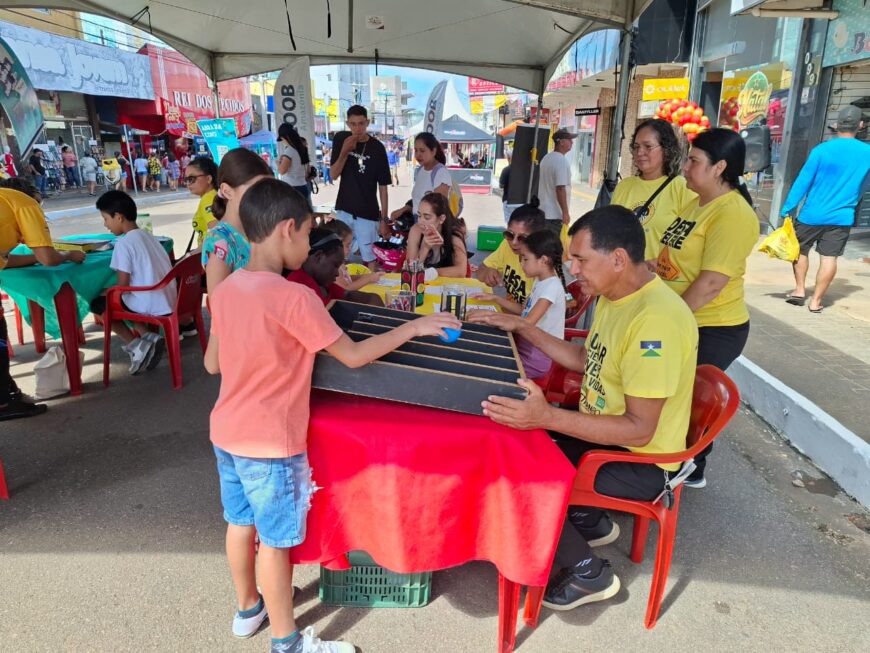 Ações educativas são promovidas durante evento em centro comercial de Porto Velho