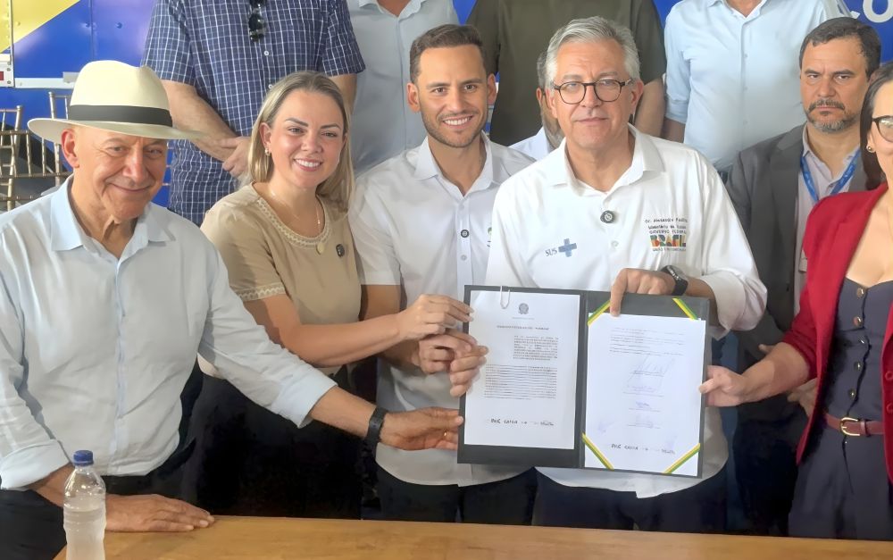 Em Ji-Paraná, Governo Lula anuncia maternidade e novos investimentos em saúde com apoio de Cláudia de Jesus