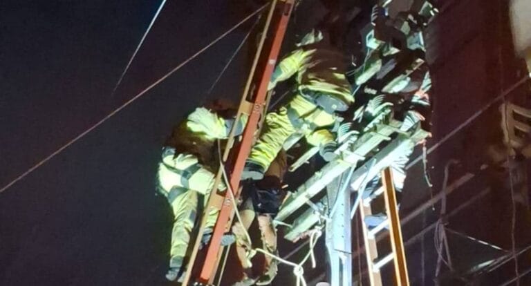 Homem é eletrocutado em poste ao tentar furto de fiação no centro de Porto Velho