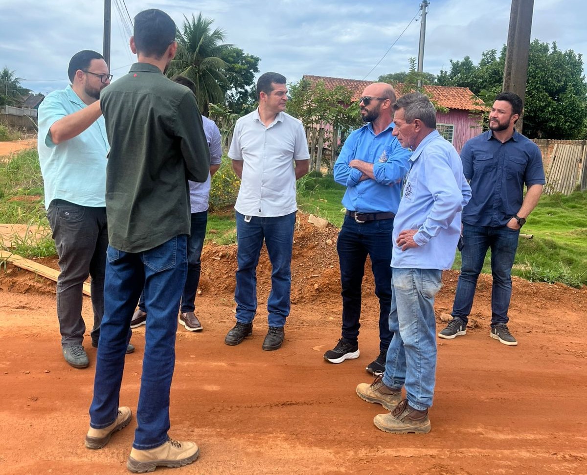 Adalto acompanha ações para garantir água potável em União Bandeirantes