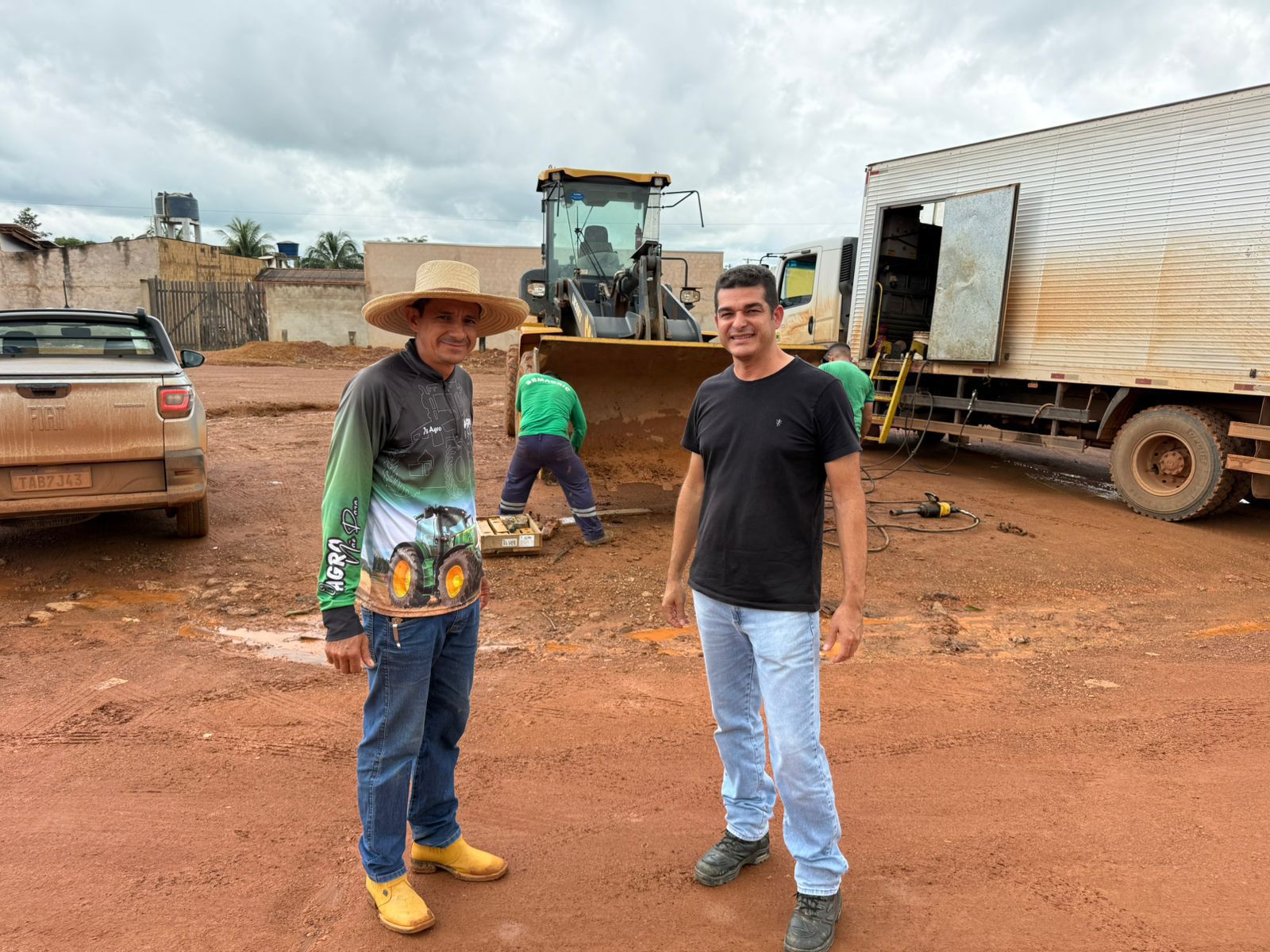 Vereador Adalto de Bandeirantes fiscaliza manutenção de máquina e reforça pedidos à Prefeitura em União Bandeirantes