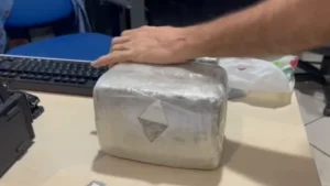 Passageiro é preso com 3 kg de drogas em ônibus na BR-364 em Porto Velho