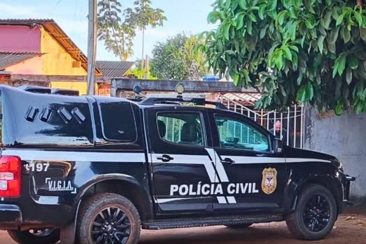 Ex-chefe da Vigilância Sanitária é alvo de operação após exibir arma em distribuidora no interior de RO