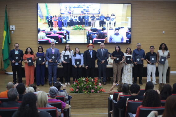 Servidores da Agevisa/RO recebem homenagem em comemoração aos 20 anos de atuação em Rondônia