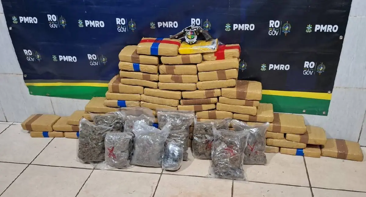 Suspeito é baleado após perseguição policial e grande quantidade de drogas é apreendida em Porto Velho