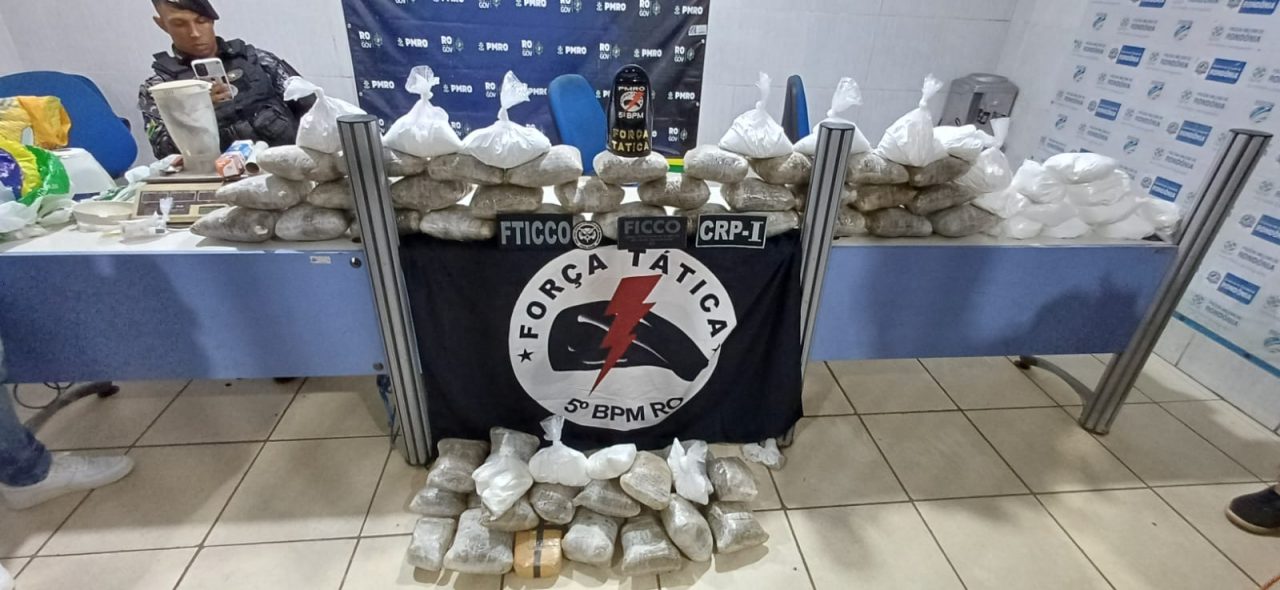 Força Tática do 5°BPM, FITCCO e FICCO apreendem mais de 70 quilos de drogas em residência abandonada na zona Leste de Porto Velho