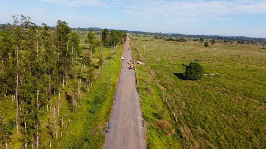 RO-257 recebe manutenção asfáltica do governo de RO e reforça mobilidade na região do Vale do Jamari