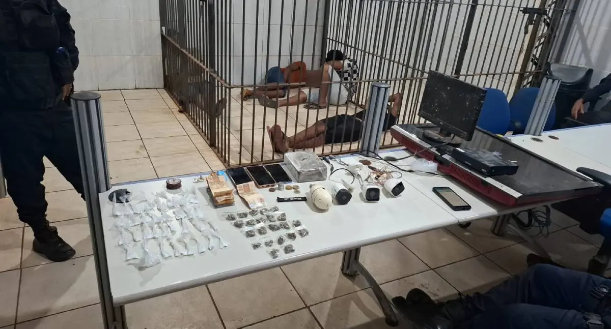 Polícia apreende drogas e prende quatro suspeitos em Porto Velho