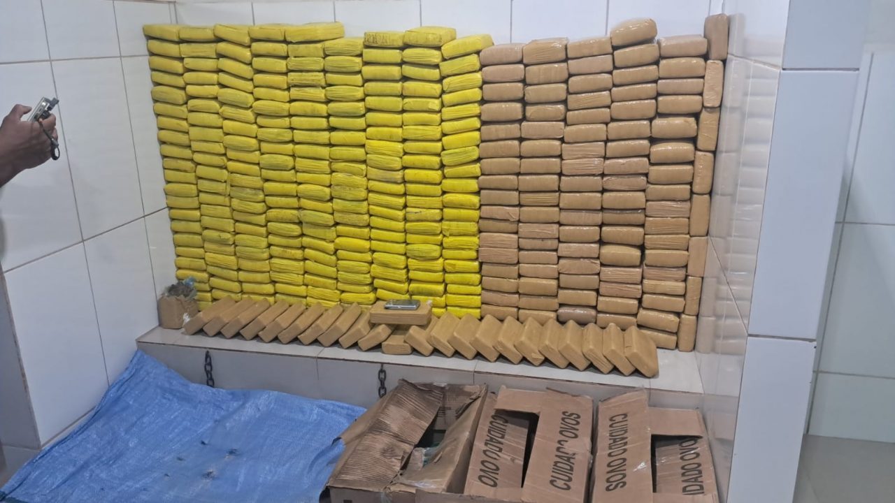 Polícia Militar apreende mais de 328 kg de drogas em Cacoal