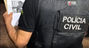Adolescente mata pai após tentativa de defesa em Porto Velho