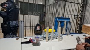 Tráfico de drogas, suspeito é preso com nove tabletes de maconha e cocaína na zona Leste de Porto Velho