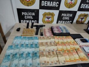 Denarc prende investigado com pistola, 82 munições e mais de R$ 4 mil