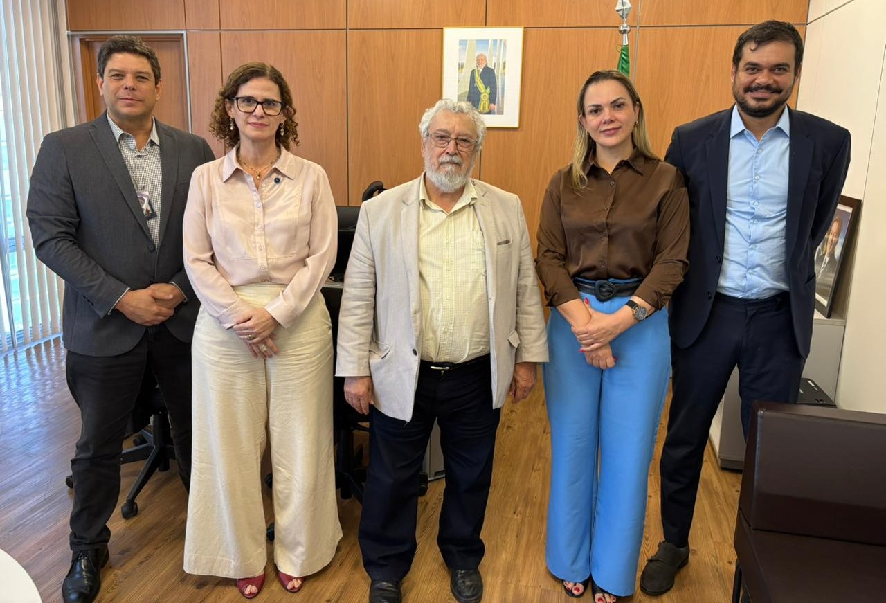 Cláudia de Jesus articula em Brasília demandas dos servidores de Rondônia junto ao Ministério da Gestão e Inovação
