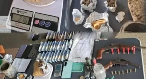 Polícia apreende armas e drogas em operação em RO