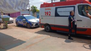 Mulher é encontrada morta, nua e com as mãos amarradas em casa na zona leste