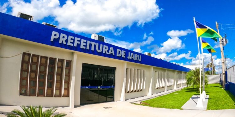 NOTA OFICIAL — Prefeitura de Jaru se manifesta sobre ocorrência envolvendo servidores em veículo oficial