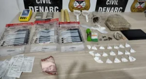 DENARC apreende drogas e detém irmãos durante operação em Porto Velho