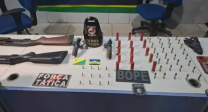 Garimpeiro de 22 anos é preso com arsenal de armas de fogo em Porto Velho