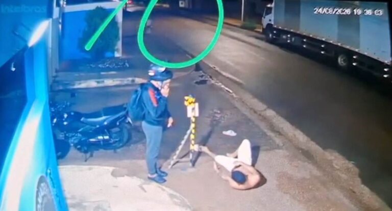 Jovem sofre tentativa de homicídio a faca e pede socorro em frente a residencial em Porto Velho