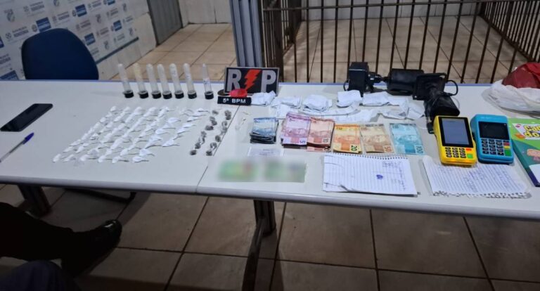 Mulher é presa após tentar esconder drogas em poço durante fuga de suspeito em Porto Velho
