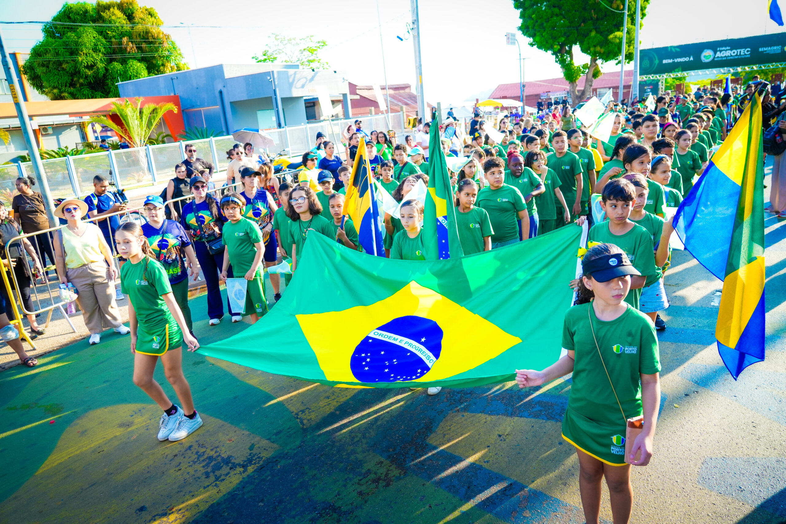 Estudantes dão início às celebrações da Semana da Pátria em Porto Velho