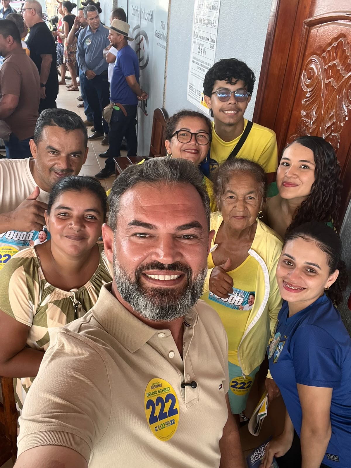 Bruno Scheid percorre comércio e participa de carreata em Nova Mamoré