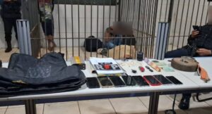 Polícia Militar prende quatro suspeitos e recupera motor de popa, drogas e coletes balísticos em Porto Velho