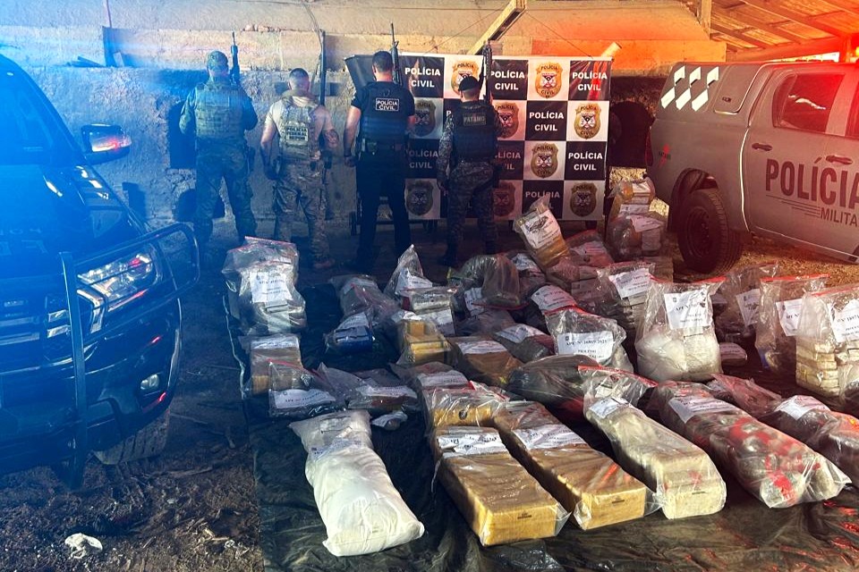 Polícia incinera mais de meia tonelada de drogas e causa prejuízo de até R$ 8,8 milhões ao tráfico em Rondônia