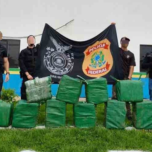 PF e PM/RO prendem duas pessoas em flagrante com 350 kg de drogas
