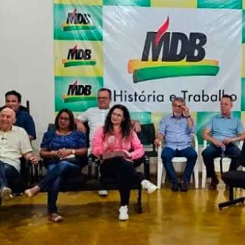 PÚBLICO PEDIU, MAS CONFÚCIO MOURA DISSE QUE NÃO VAI DISPUTAR O GOVERNO DO ESTADO