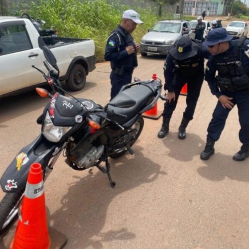 Fiscalização do Detran-RO apreende motocicleta com placa adulterada em Alta Floresta