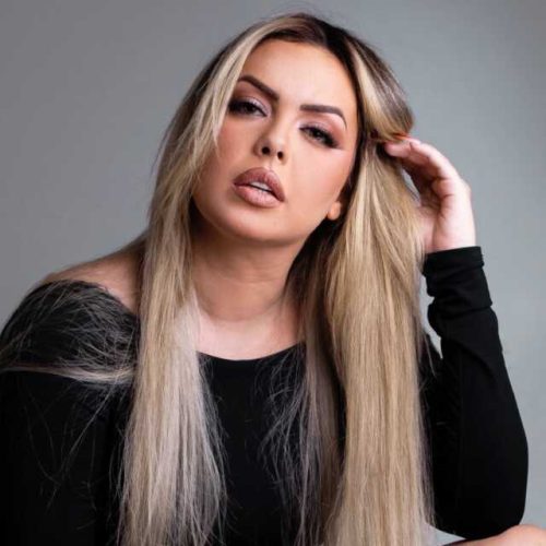 Ana Paula Vieira perdeu controle do carro e invadiu pista contrária antes de bater em carreta, diz polícia