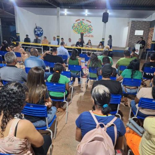 Governo de RO entrega 39 títulos de regularização fundiária em Rolim de Moura e garante dignidade às famílias