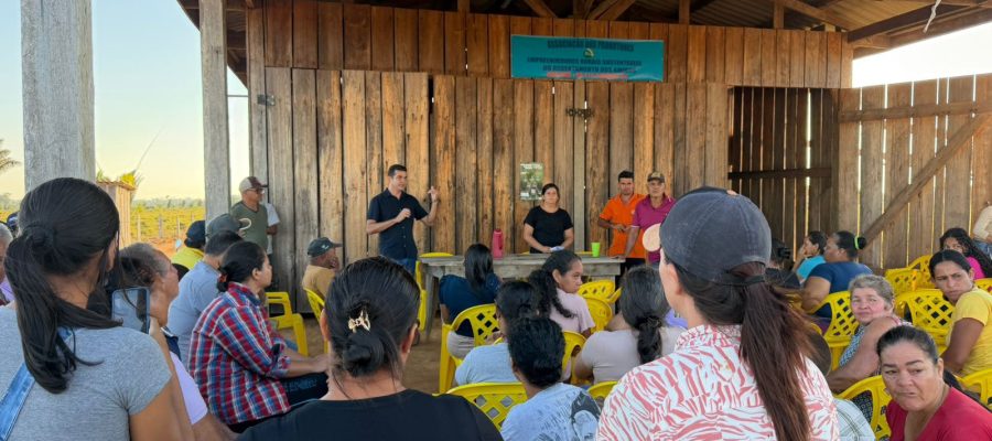 Moradores de União Bandeirantes relatam dificuldades com infraestrutura precária e parlamentar afirma que levará demandas ao prefeito Léo Moraes