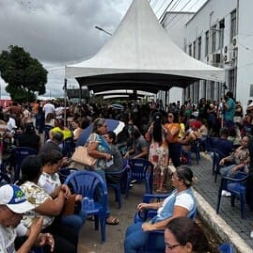 Crise na educação: Léo Moraes foge da responsabilidade e tenta jogar culpa em Hildon Chaves