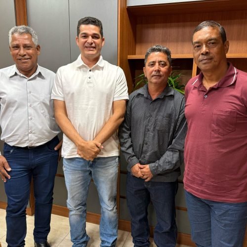 Vereador Adalto de Bandeirante recebe vereadores e lideres partidários do interior