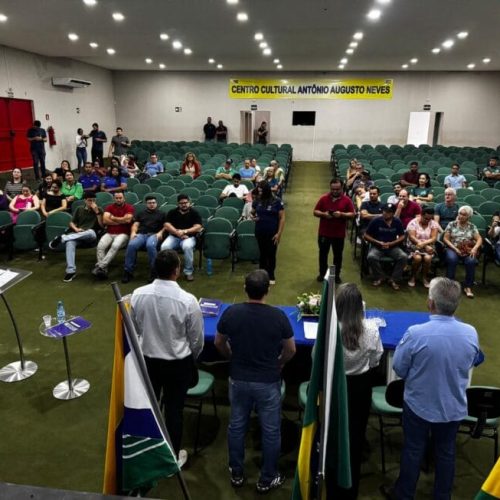 Governo de RO entrega títulos definitivos de propriedades em Pimenta Bueno