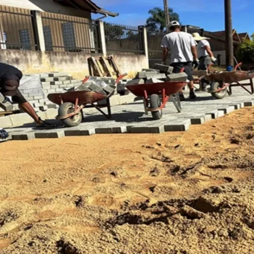 Polícia Civil recupera materiais de pavimentação furtados de Prefeitura