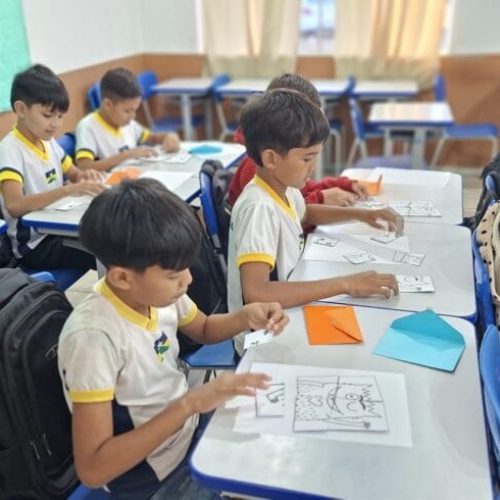 Tema sobre sentimentos mobiliza alunos quanto às emoções e o trânsito, na penúltima aula do projeto Agente Mirim