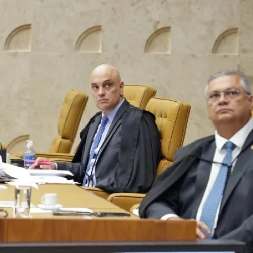 Bloqueio do cartão de crédito de Alexandre de Moraes eleva tensão