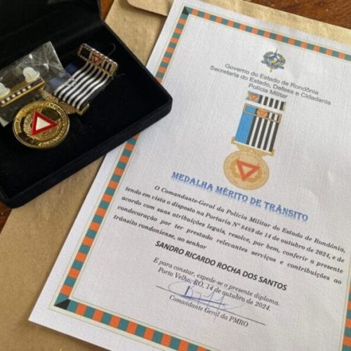 Trabalhos em segurança viária são reconhecidos com entrega de Medalha Mérito de Trânsito 